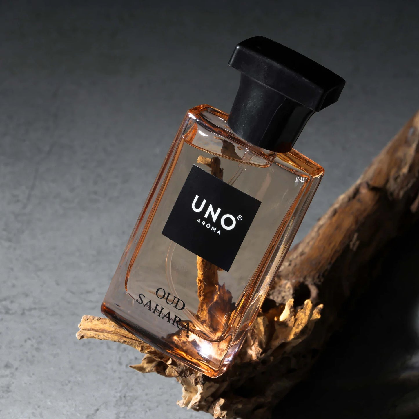 UNO Sahara Oud - Premium Perfume & Pure Royalty in a Bottle